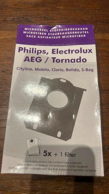 5 sacs aspirateurs philips electrolux AEG Tornado, Electroménager, Enlèvement ou Envoi, Comme neuf
