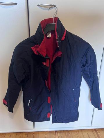 kinderjas beschikbaar voor biedingen