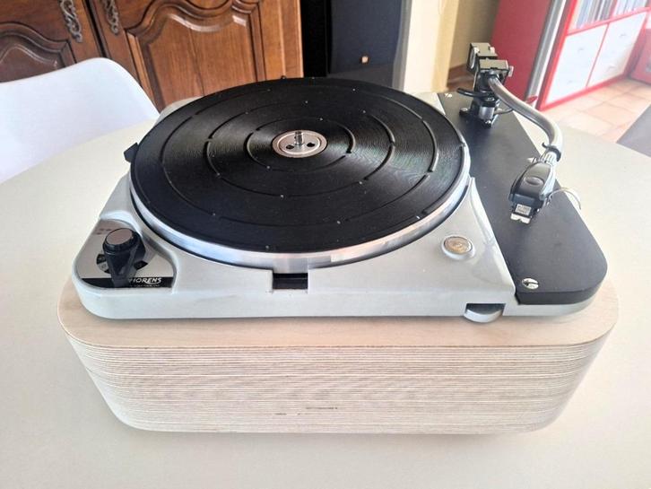 Thorens TD124 in topstaat !, Audio, Tv en Foto, Platenspelers, Refurbished, Platenspeler, Thorens, Pitch-regelaar, Ophalen