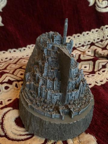 Minas tirith  beschikbaar voor biedingen