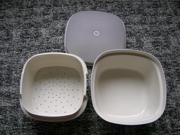 tupperware  set beschikbaar voor biedingen