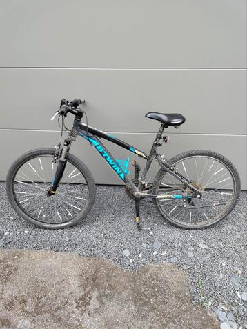Fiets te koop beschikbaar voor biedingen