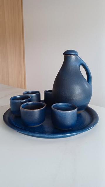 Antonio Lampecco - Blauwe karaf en tasjes in keramiek beschikbaar voor biedingen