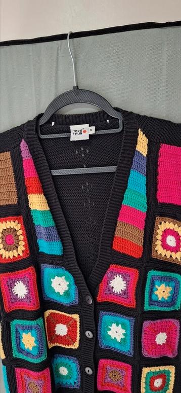 Gilet granny carré crochet, M beschikbaar voor biedingen