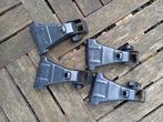 4 attaches pour barres de toit, Ophalen of Verzenden, Gebruikt