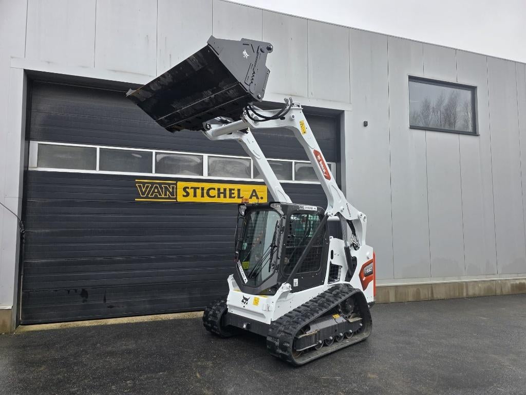 Bobcat T590 Hooglader te koop – Nieuwstaat – 100 werkuren, Zakelijke goederen, Machines en Bouw | Kranen en Graafmachines, Ophalen