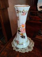 Vintage porseleinen vaas  Royal KPM, Antiek en Kunst, Ophalen