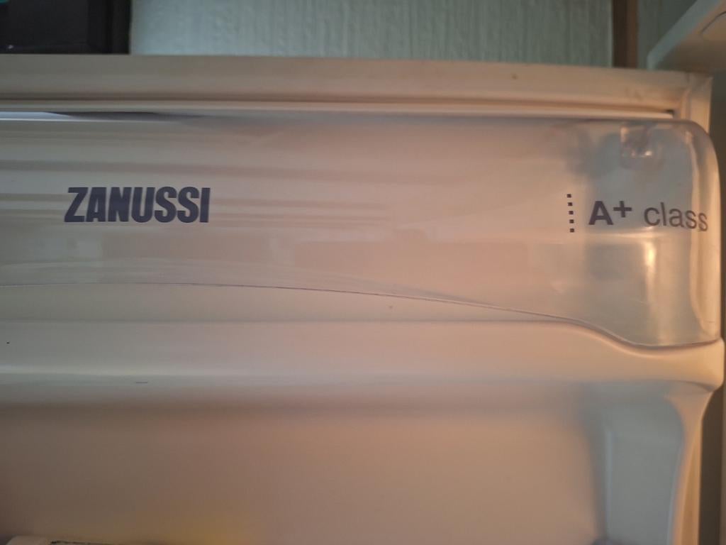 Inbouw koelkast., Elektronische apparatuur, Zonnebanken en Gezichtsbruiners, Ophalen