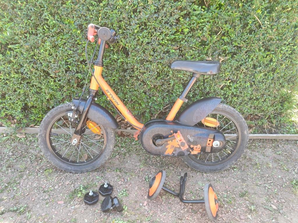 VELO 14 POUCES 3-5 ANS 500 ROBOT B'TWIN, Vélos & Vélomoteurs, B-Twin Decathlon, Stabilisateurs, Enlèvement, Utilisé