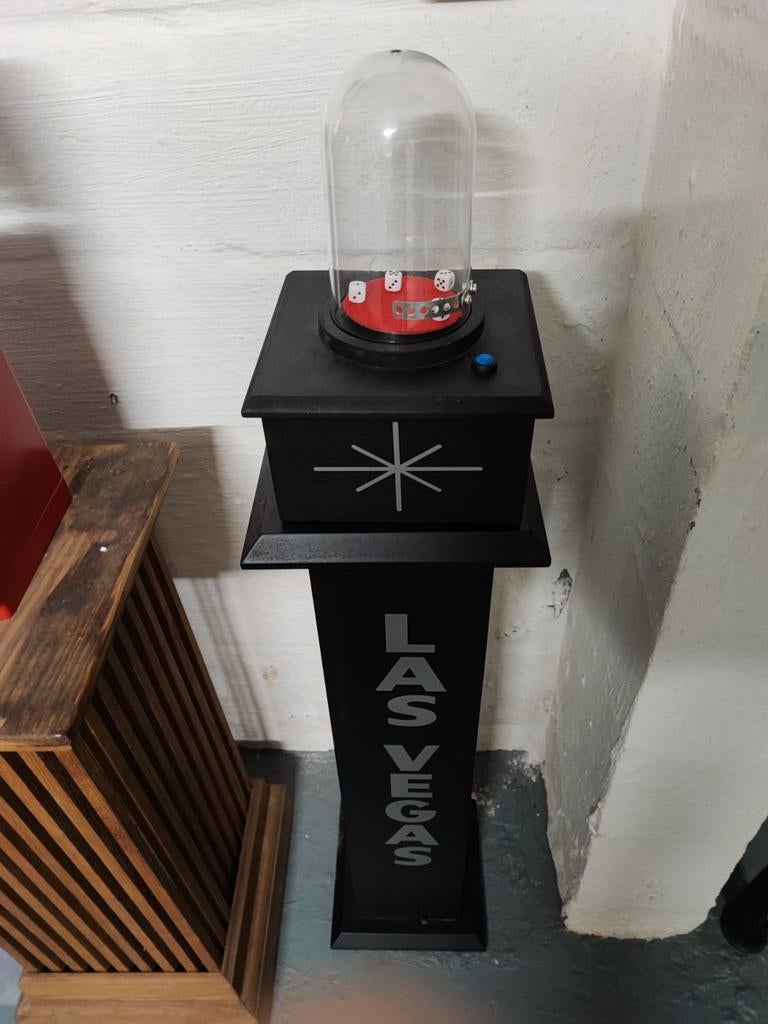 Lanceur de dés 421, Collections, Marques & Objets publicitaires, Comme neuf, Autres types, Enlèvement ou Envoi