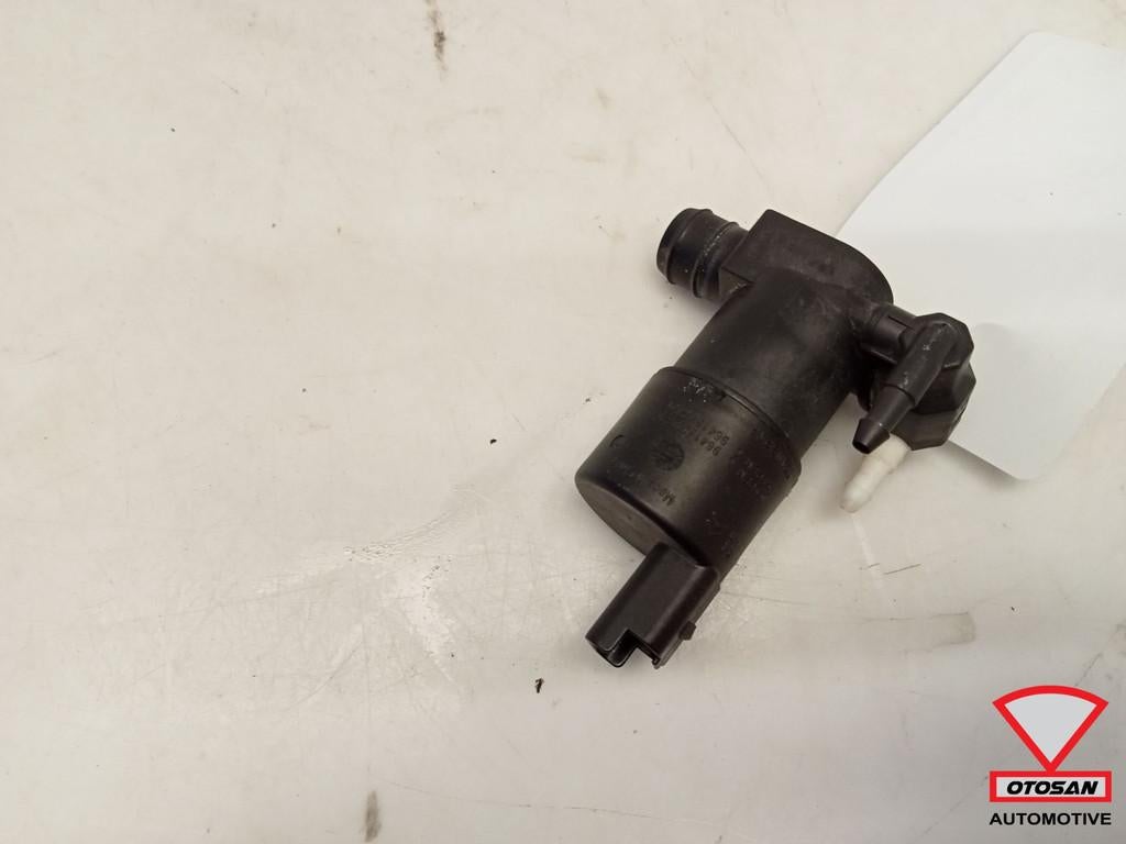 Pompe de lave-glace Smart Citro n Peugeot 9641553880, Mercedes-Benz AG, Utilisé, Mercedesstrasse 120
70372  Stuttgart, DE, Dialog@mercedes-benz.com