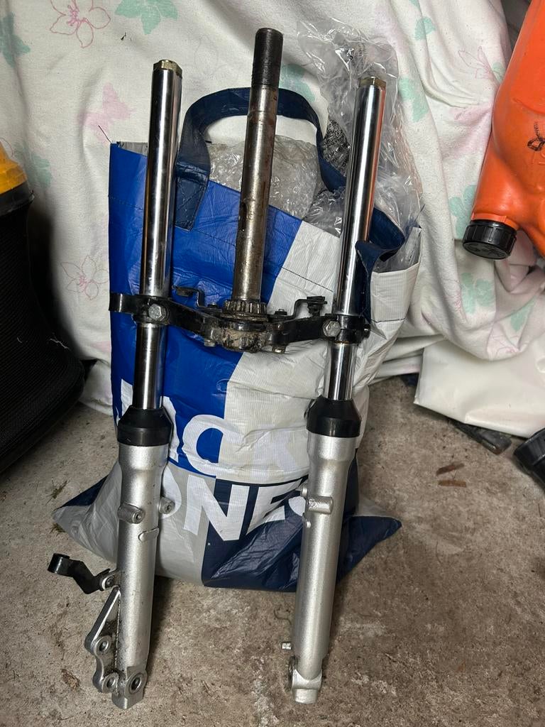 Voorvork dax, Ophalen, Zo goed als nieuw