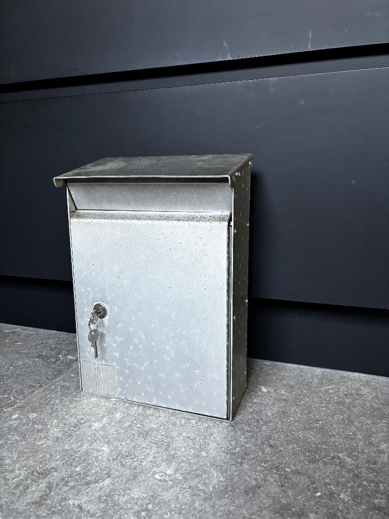 brievenbus inox, muurbrievenbus + 2 sleutels, Ophalen of Verzenden, Gebruikt, Inox, Wandbrievenbus