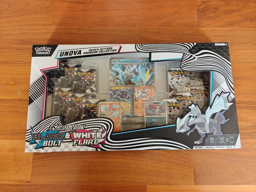 Unova Heavy Hitters Premium Collection, Enlèvement ou Envoi, Neuf, Booster box, Foil