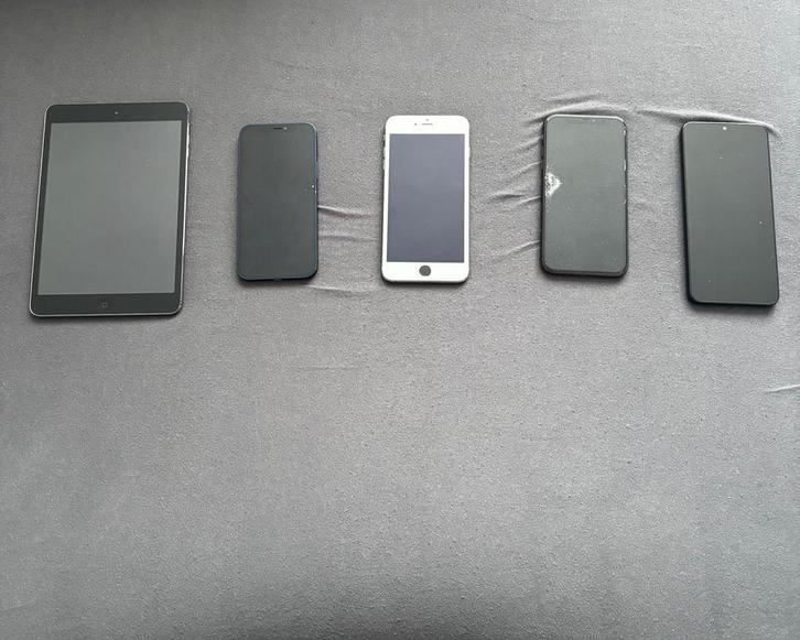 Lot iphone, Télécoms, Téléphonie mobile | Accessoires & Pièces, Comme neuf, Samsung, Enlèvement ou Envoi