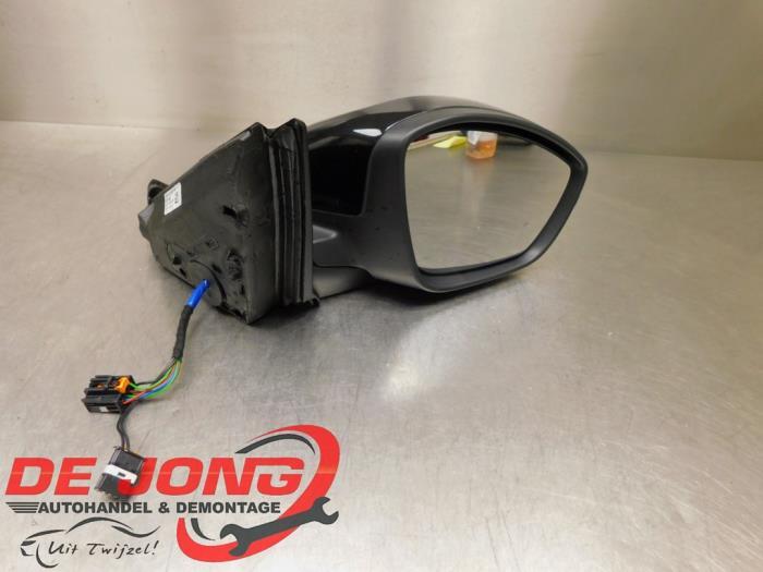 Rétroviseur extérieur droit d'un Opel Corsa, Autos : Pièces & Accessoires, Rétroviseurs, Opel, Utilisé, 3 mois de garantie, Enlèvement ou Envoi