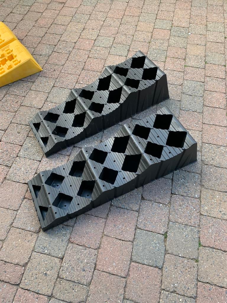 Te koop niveau opritten camper, Enlèvement, Comme neuf