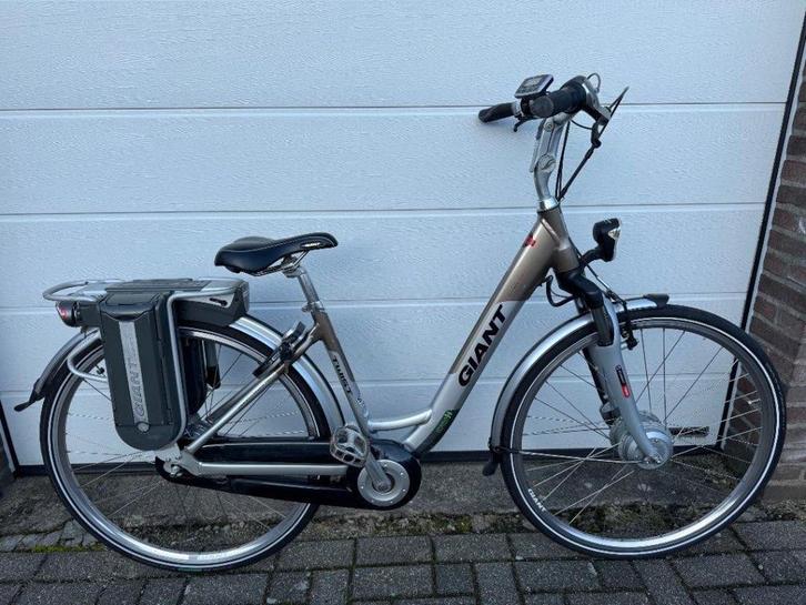 Giant Twist elektrische fiets | twee accu’s | nette staat, Fietsen en Brommers, Fietsen | Dames | Damesfietsen, Gebruikt, Giant