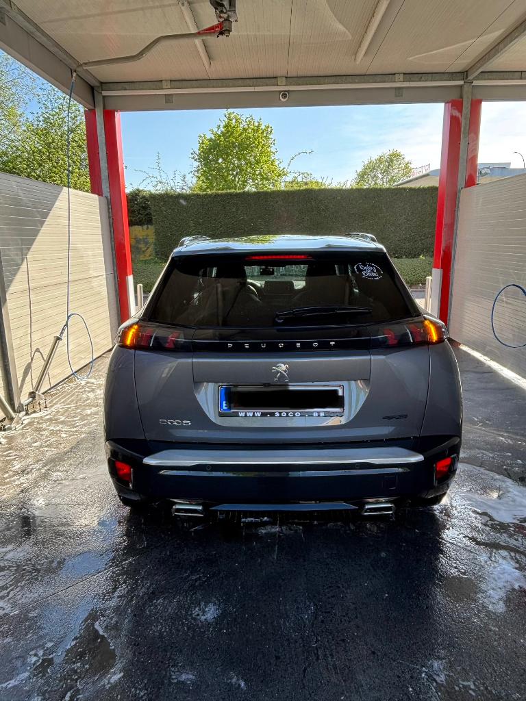 Peugeot 2008, Autos, Peugeot, Particulier, Caméra 360°, ABS, Caméra de recul, Phares directionnels, Régulateur de distance, Airbags