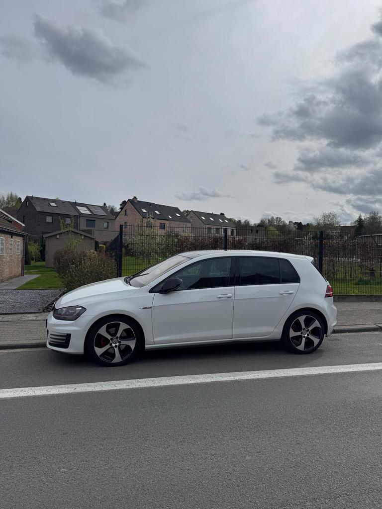 Volkswagen Golf 7 GTI Full optie, Auto's, Volkswagen, 1984 cc, Wit, Leder, 6 deurs