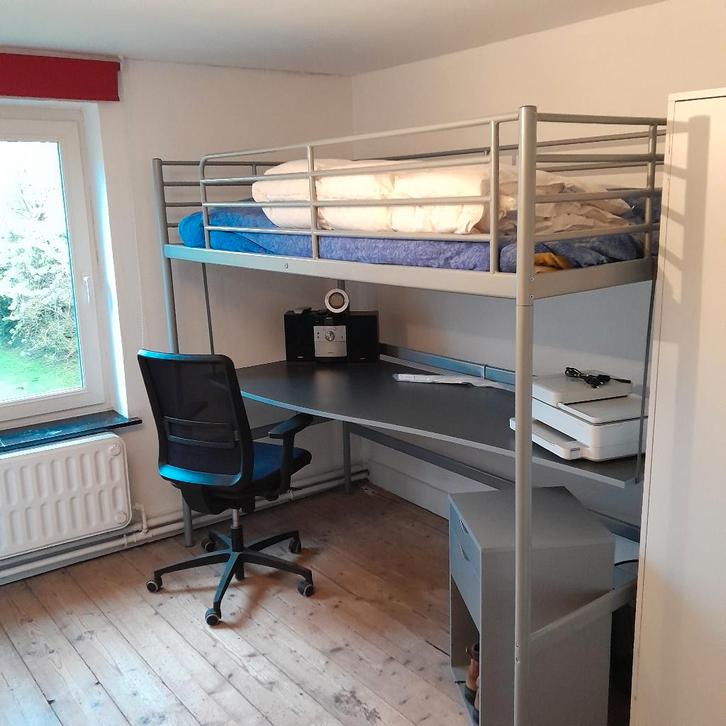 lit bureau mezzanine ikea, Maison & Meubles, Chambre à coucher | Lits superposés & Lits mezzanines, Comme neuf, Enlèvement