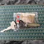 Cylindre de serrure VW NOS Beetle profil M 111837217E, Enlèvement ou Envoi, Comme neuf