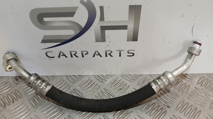 Tuyau clim d'un Mercedes Vito, Autos : Pièces & Accessoires, Autres pièces automobiles, Mercedes-Benz, Utilisé, 3 mois de garantie