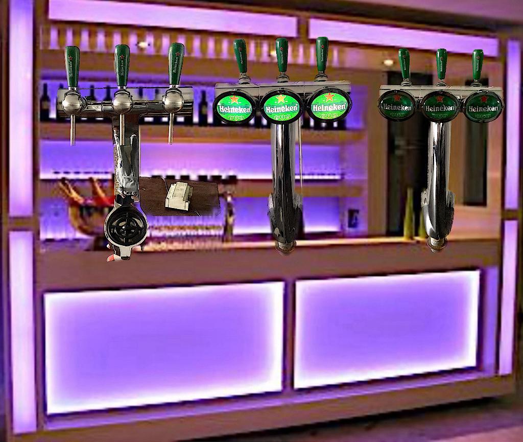 Mancave cafe Heineken tapkraan tapzuil 3 kranen 3 lenzen, Maison & Meubles, Dénudé, Comme neuf, Enlèvement ou Envoi