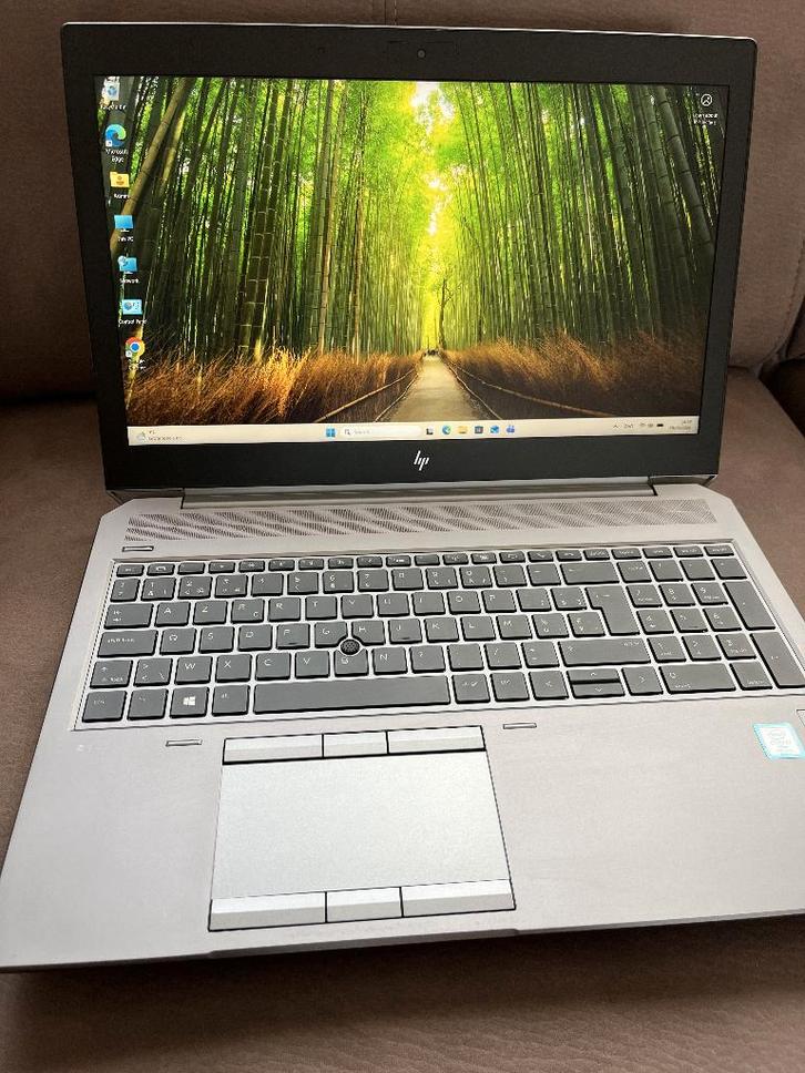 HP ZBook 15G6 Intel Core i7-9850H, Informatique & Logiciels, Ordinateurs portables Windows, Comme neuf, 15 pouces, SSD, 2 à 3 Ghz