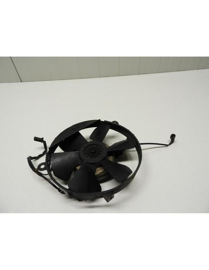 VFR750 1990 - 1993 Honda Radiator Ventilator D1-42101, Motos, Pièces | Honda