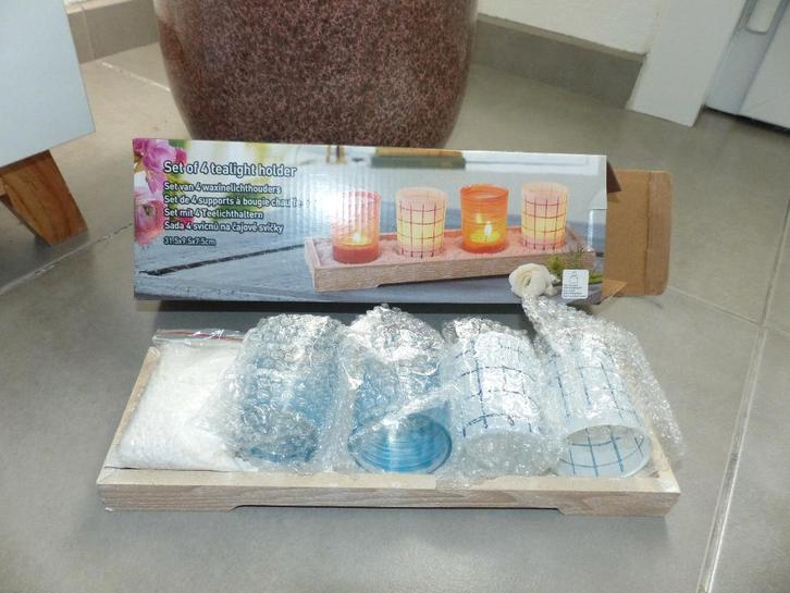 Setje met theelichtjes en keitjes, Huis en Inrichting, Woonaccessoires | Kandelaars en Kaarsen, Zo goed als nieuw, Ophalen of Verzenden