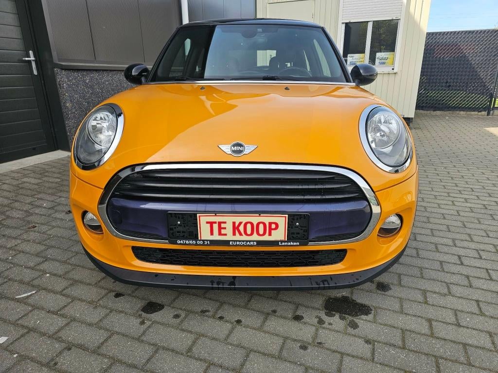 mini cooper 1.5 benzine / top staat/1STE EIGENAAR, Auto's, Mini, 4 zetels, Leder en Stof, Bedrijf, Handgeschakeld