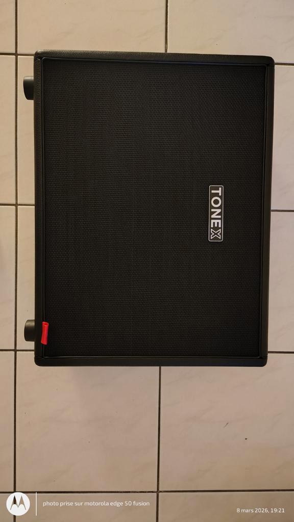 Tonex cab, Musique & Instruments, Amplis | Basse & Guitare, Enlèvement ou Envoi