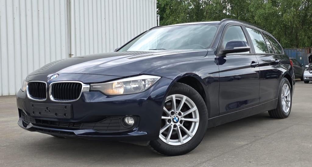 BMW 318 d (( euro 5b )), Auto's, BMW, 100 kW, Euro 5, Zwart, 4 cilinders