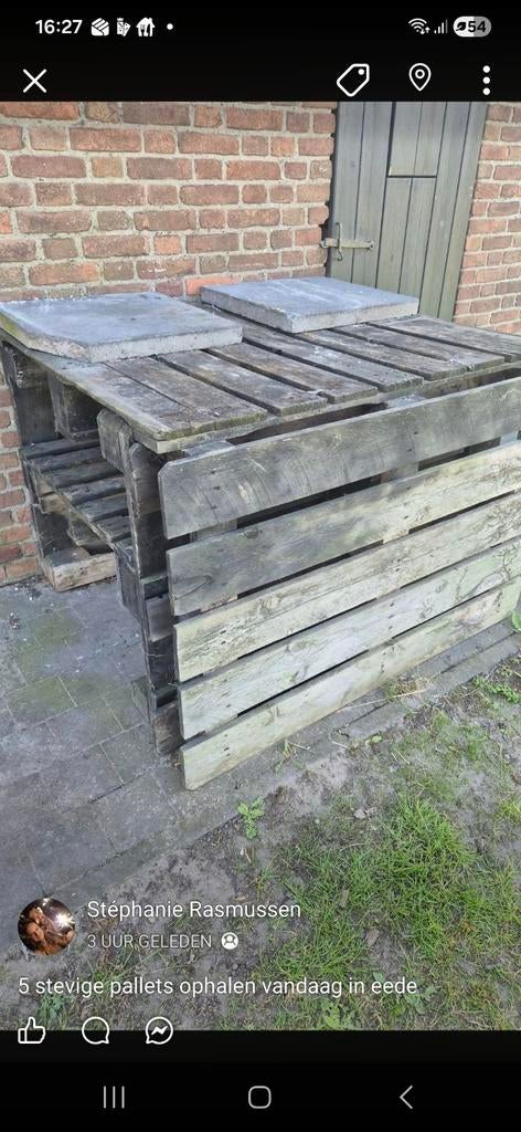 5 stevige pallets, Ophalen