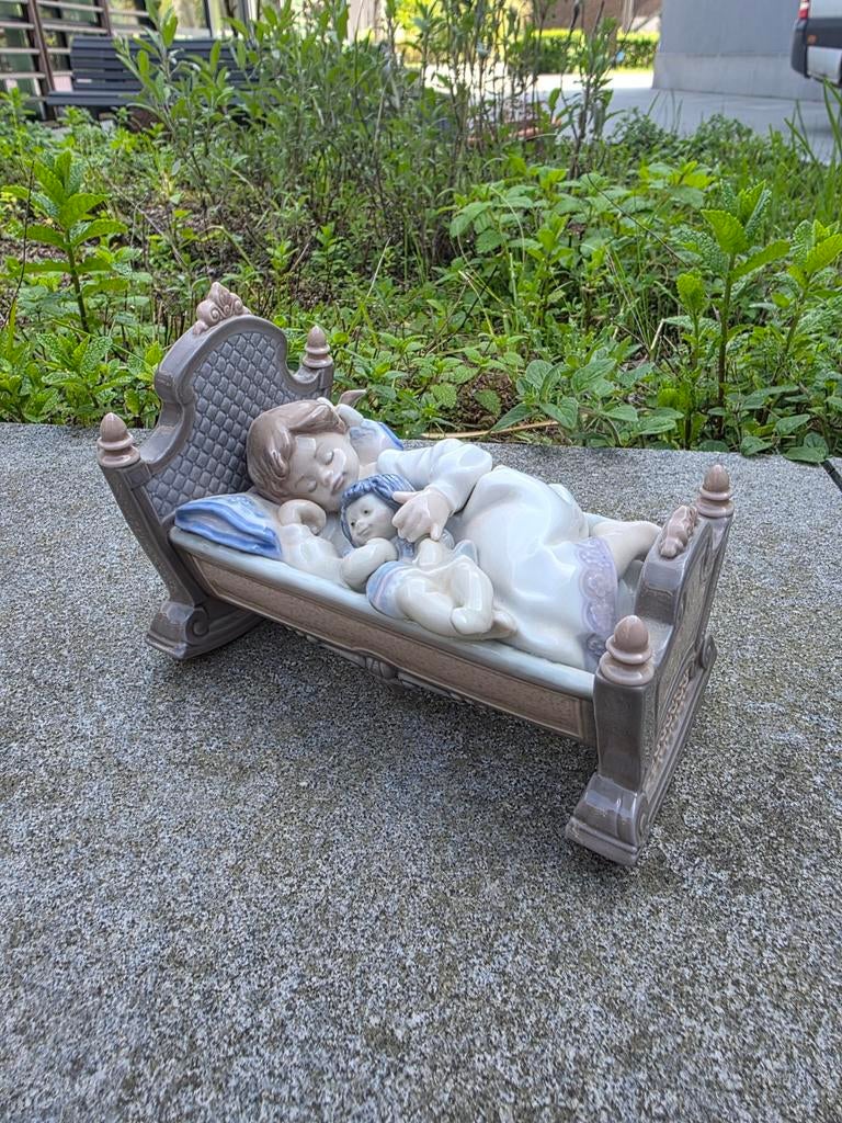 Rock-a-bye-baby. Lladro. Francisco Polone, Ophalen of Verzenden