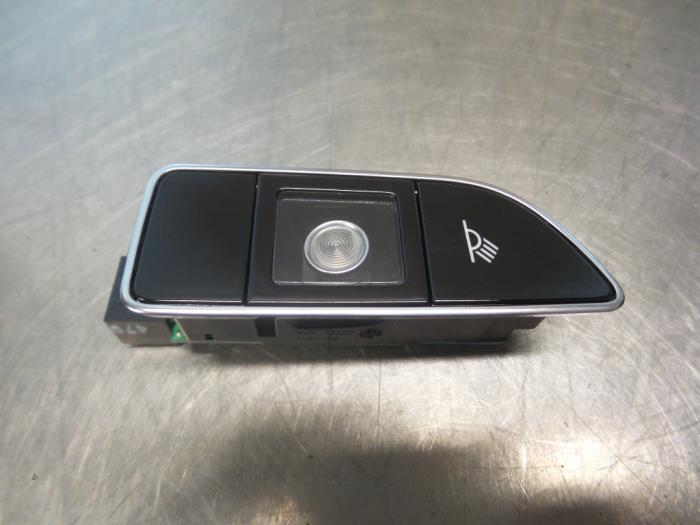 Eclairage intérieur arrière d'un Audi A8 (A8 10-), Autos : Pièces & Accessoires, Éclairage, Utilisé, 3 mois de garantie, Enlèvement ou Envoi