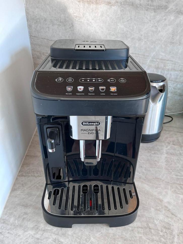 DE'LONGHI ESPRESSOMACHINE MAGNIFICA EVO, Electroménager, Cafetières, Comme neuf, Enlèvement