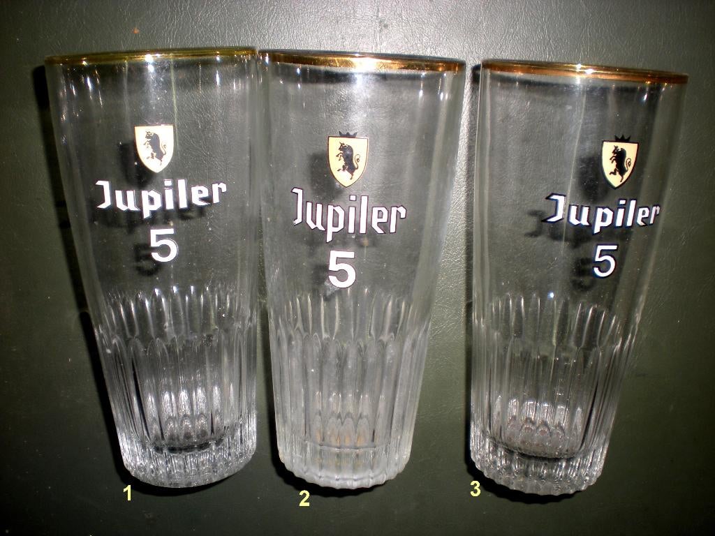 Jupiler 5  (4 verres dont trois différents), Collections, Marques de bière, Enlèvement ou Envoi, Comme neuf, Verre ou Verres, Jupiler