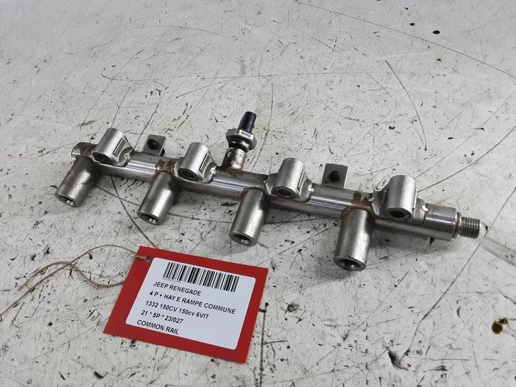 RAMPE D'INJECTION Jeep Renegade (BU) (46338802), Autos : Pièces & Accessoires, Systèmes à carburant, Jeep, Utilisé