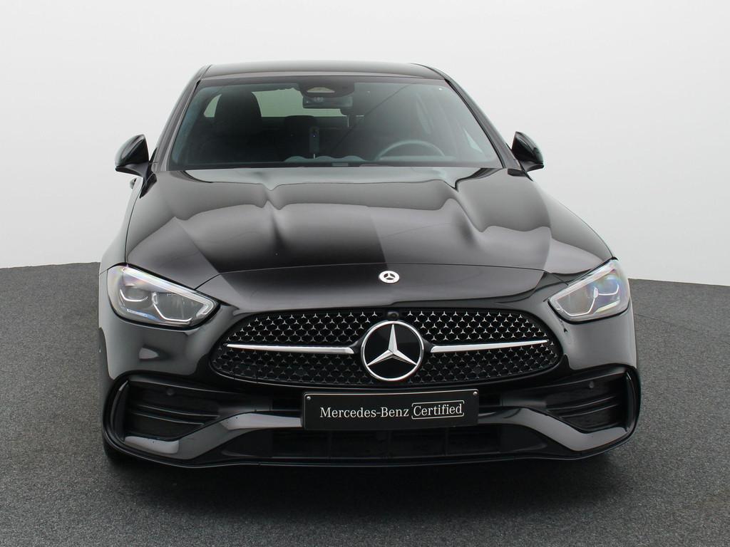 Mercedes-Benz C 300 e AMG Line Berline + CARPLAY + LED + CAM, Auto's, Automaat, Zwart, 313 pk, 2080 kg