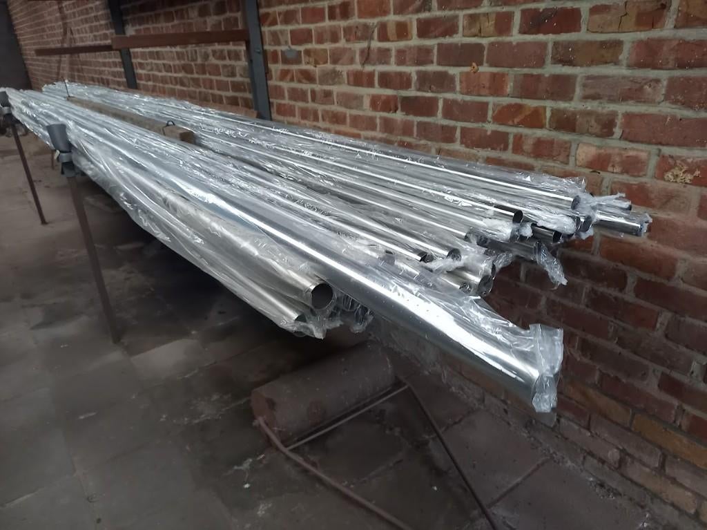 NIEUWE geslepen inox buizen / korrel 320 - dia 33,7 of 42,4, Ophalen, Nieuw, Overige metalen