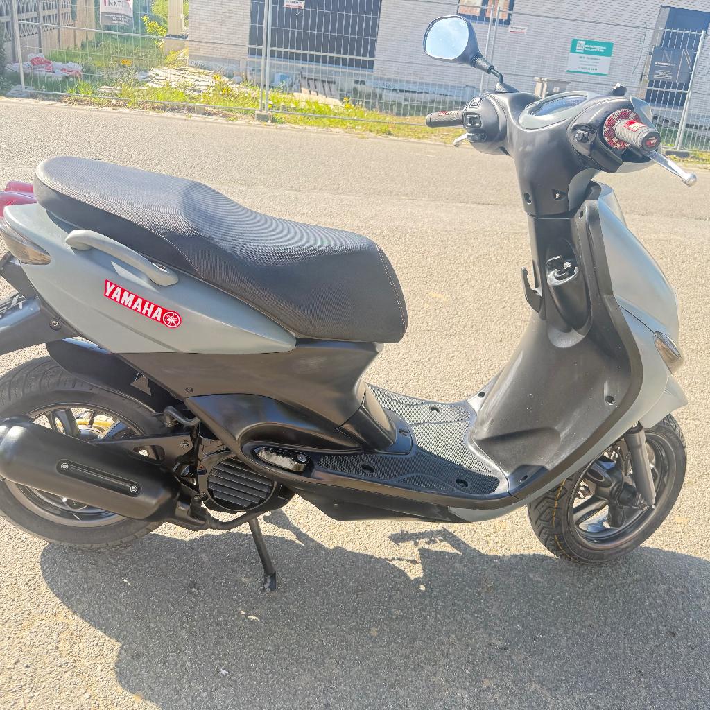 a klasse yamaha , zeer goede staat , rijd goed, Ophalen, Gebruikt, Yamaha, Benzine