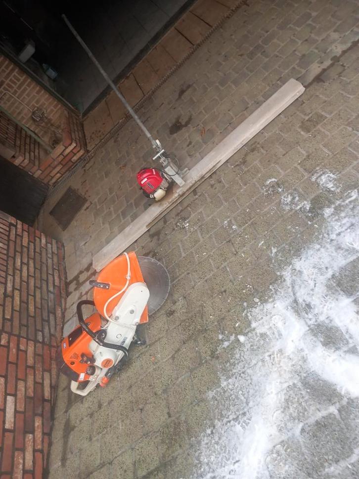 Doorslijper stihl 600 euro , drilplaat beton honda 200 euro, Doe-het-zelf en Bouw, Gereedschap | Slijpmachines, Ophalen