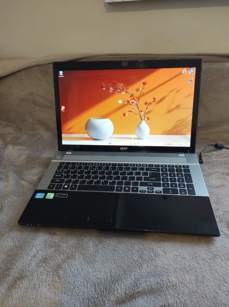 Acer aspire V3 771g , i7 - 4x-cores 8x-threads , NVIDIA 710M, Computers en Software, Ophalen, Gebruikt, Met videokaart, Qwerty