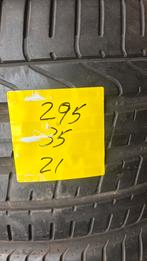 4x 295/35r21 de marque Pirelli 5mm 65 mm par pneu, Autos : Pièces & Accessoires, Enlèvement