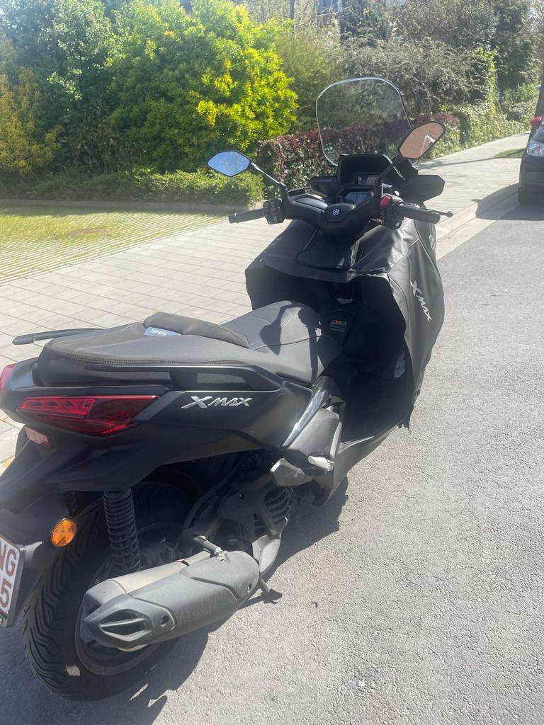 ️ Yamaha XMAX 2025 – Topstaat, lage kilometerstand!, Fietsen en Brommers, Scooters | Yamaha, Ophalen, Zo goed als nieuw