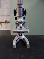 Microscope V.O.C., Enlèvement