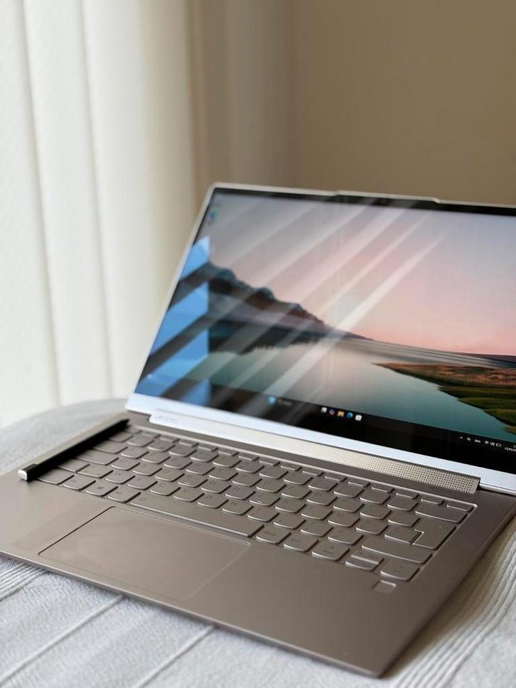 Lenovo Yoga C940 14" 2in1 Touchscreen - i7, 16 RAM, 500 SSD,, Informatique & Logiciels, Ordinateurs portables Windows, Utilisé