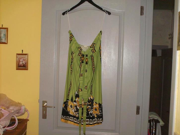 a vendre robe pour dame, Kleding | Dames, Jurken, Nieuw, Groen, Knielengte, Ophalen of Verzenden